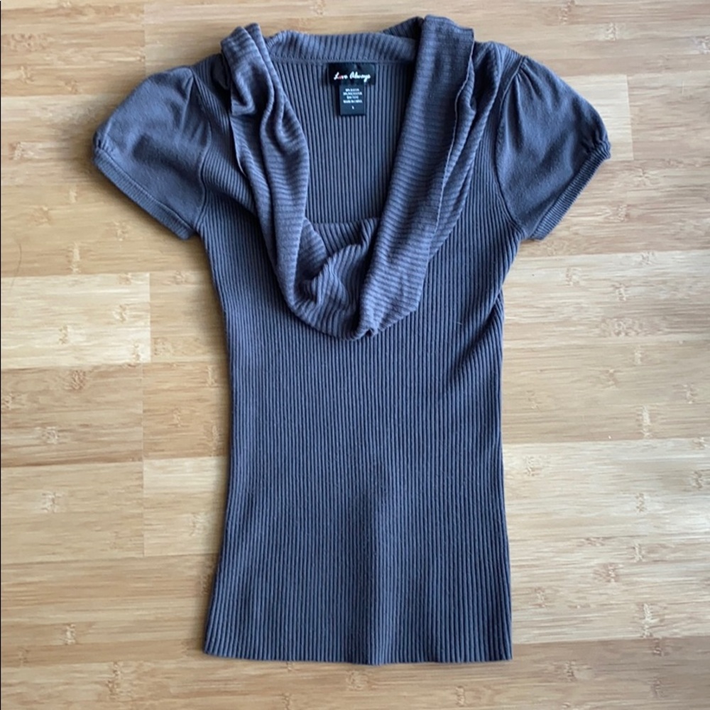 Grey fitted cowl neck cap sleeve top